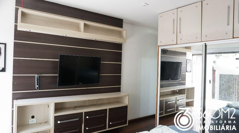 Imagem Casa com 4 Quartos à Venda, 660 m² em Vila Curuçá - Santo André Imagem Casa com 4 Quartos à Venda, 660 m² em Vila Curuçá - Santo André