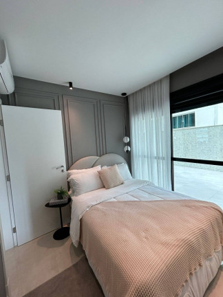 Imagem Apartamento com 4 Quartos à Venda, 166 m² em Meia Praia - Itapema Imagem Apartamento com 4 Quartos à Venda, 166 m² em Meia Praia - Itapema