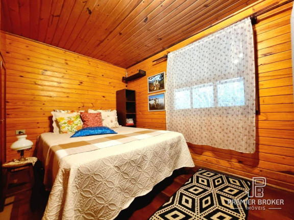 Imagem Casa com 4 Quartos à Venda, 300 m² em Albuquerque - Teresópolis