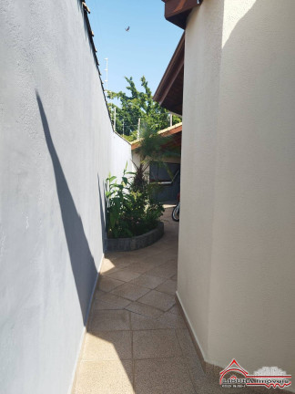 Imagem Casa com 3 Quartos à Venda, 247 m² em Jardim Santa Maria - Jacareí Imagem Casa com 3 Quartos à Venda, 247 m² em Jardim Santa Maria - Jacareí