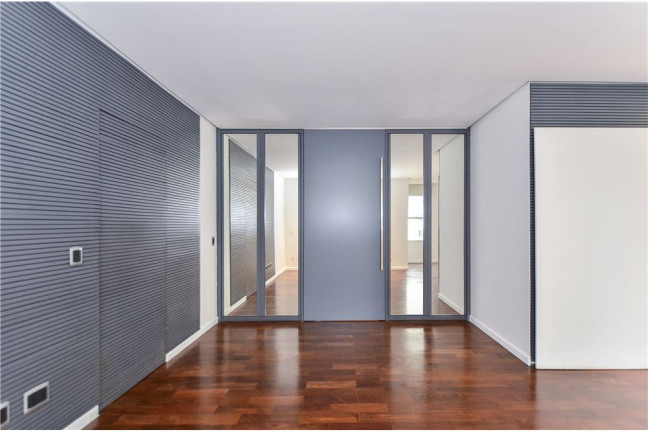 Imagem Apartamento com 3 Quartos à Venda, 235 m² em Vila Suzana - São Paulo