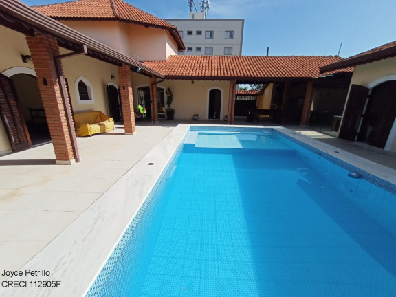 Casa com 4 Quartos à Venda,  em Três Marias - Peruíbe