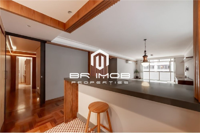 Imagem Imóvel com 3 Quartos à Venda, 198 m² em Itaim Bibi - São Paulo