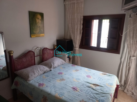 Imagem Casa com 5 Quartos à Venda, 120 m² em Centro - Mongaguá Imagem Casa com 5 Quartos à Venda, 120 m² em Centro - Mongaguá