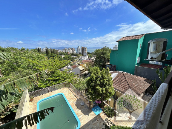 Imagem Casa com 4 Quartos à Venda, 259 m² em Agronômica - Florianópolis