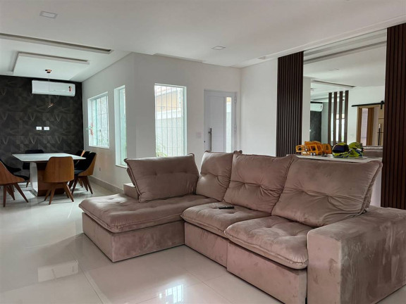Imagem Casa com 3 Quartos à Venda, 180 m² em Maracanã - Praia Grande Imagem Casa com 3 Quartos à Venda, 180 m² em Maracanã - Praia Grande