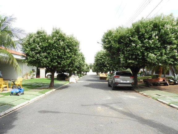 Imagem Casa com 3 Quartos à Venda, 285 m² em Jardim Itália - Cuiabá Imagem Casa com 3 Quartos à Venda, 285 m² em Jardim Itália - Cuiabá
