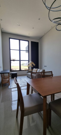 Imagem Casa com 3 Quartos à Venda, 240 m² em São Carlos