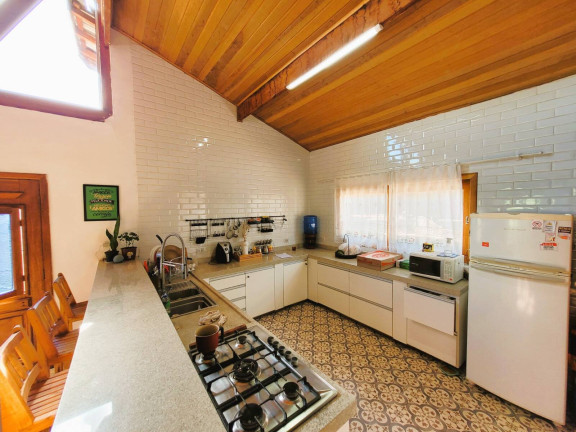 Imagem Chácara com 3 Quartos à Venda, 1 m² em Chácaras Brasil - Atibaia