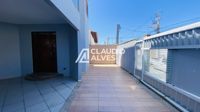 Imagem Casa com 5 Quartos à Venda, 200 m² em Cidade Nova - Feira De Santana