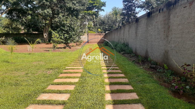 Imagem Imóvel com 2 Quartos à Venda, 171 m² em Paraíso Da Cachoeira - Mogi Mirim Imagem Imóvel com 2 Quartos à Venda, 171 m² em Paraíso Da Cachoeira - Mogi Mirim