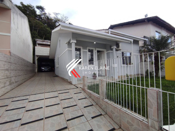 Casa com 2 Quartos à Venda, 130 m² em São Sebastião - Palhoça