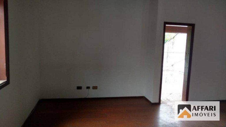 Imagem Casa com 3 Quartos à Venda, 247 m² em Vila Massucheto - Americana Imagem Casa com 3 Quartos à Venda, 247 m² em Vila Massucheto - Americana