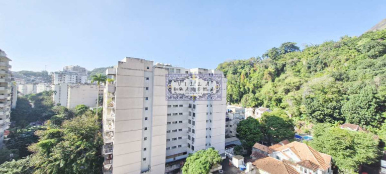 Imagem Apartamento com 3 Quartos à Venda, 130 m² em Laranjeiras - Rio De Janeiro Imagem Apartamento com 3 Quartos à Venda, 130 m² em Laranjeiras - Rio De Janeiro