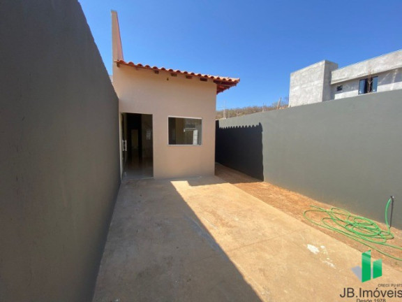 Casa com 3 Quartos à Venda, 62 m² em Monte Belo - Montes Claros