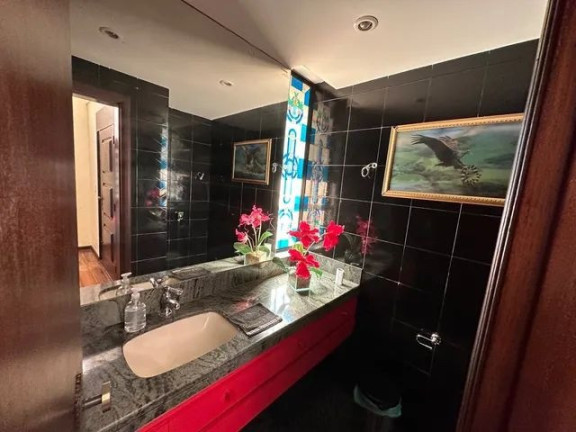 Imagem Casa com 6 Quartos à Venda, 1.000 m² em São Francisco - Niterói Imagem Casa com 6 Quartos à Venda, 1.000 m² em São Francisco - Niterói