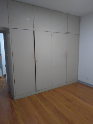 Imagem Sobrado com 3 Quartos à Venda, 232 m² em Vila Zat - São Paulo