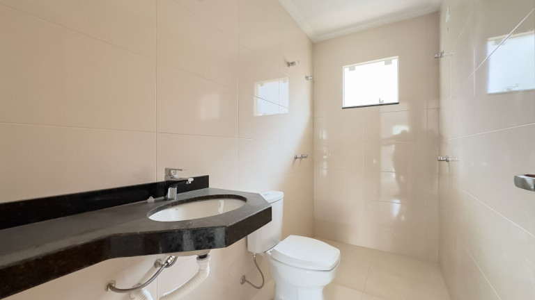 Imagem Sobrado com 3 Quartos à Venda, 152 m² em Santa Felicidade - Curitiba