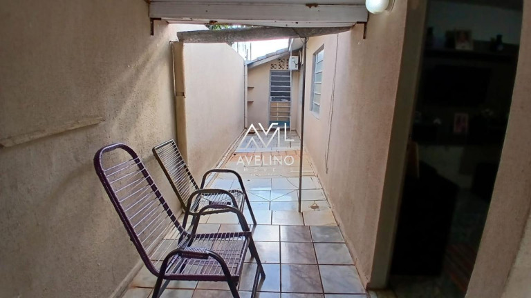 Imagem Casa com 3 Quartos à Venda, 80 m² em Conjunto Residencial Octavio Pécora - Campo Grande Imagem Casa com 3 Quartos à Venda, 80 m² em Conjunto Residencial Octavio Pécora - Campo Grande