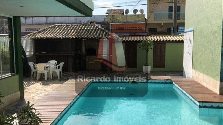 Imagem Edifício Residencial com 21 Quartos à Venda, 1.000 m² em Peró - Cabo Frio