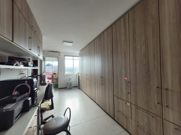 Cobertura com 4 Quartos à Venda, 338 m² em Centro - Santa Maria