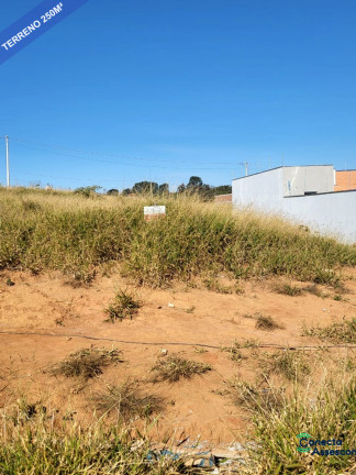 Imóvel à Venda, 250 m² em Parque Santa Hilda - Franca