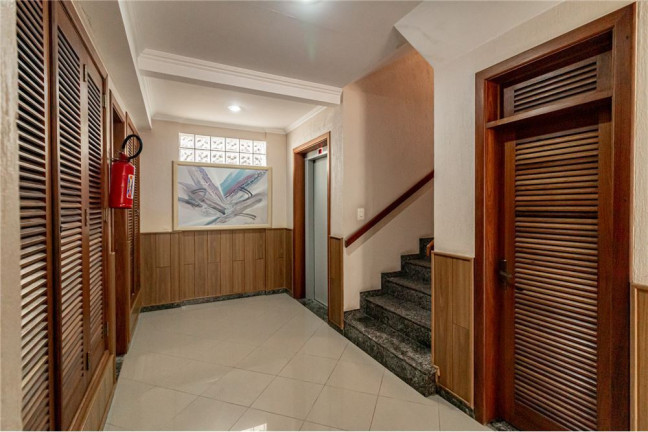 Imagem Imóvel com 2 Quartos à Venda, em Jardim Itu - Porto Alegre Imagem Imóvel com 2 Quartos à Venda, em Jardim Itu - Porto Alegre