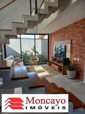 Imagem Sobrado com 3 Quartos à Venda, 381 m² em Poiares - Caraguatatuba