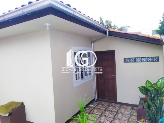 Imagem Casa com 3 Quartos à Venda, 170 m² em Centro - Laguna