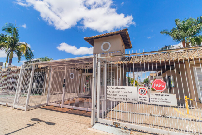 Imagem Casa de Condomínio com 2 Quartos à Venda, 79 m² em Humaitá - Porto Alegre