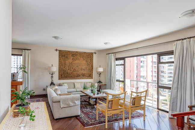 Imagem Apartamento com 4 Quartos à Venda, 185 m² em Moema - São Paulo