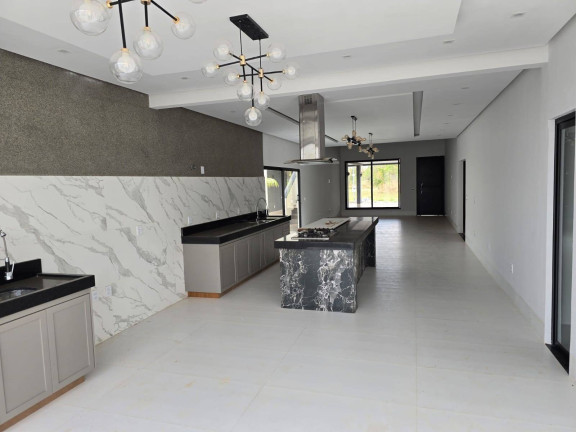Imagem Casa com 4 Quartos à Venda, 600 m² em Condomínio Marinas Di Caldas - Caldas Novas Imagem Casa com 4 Quartos à Venda, 600 m² em Condomínio Marinas Di Caldas - Caldas Novas