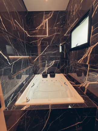 Imagem Casa com 3 Quartos à Venda, 300 m² em Tangará Da Serra Imagem Casa com 3 Quartos à Venda, 300 m² em Tangará Da Serra