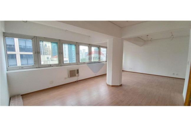 Sala Comercial para Alugar, 57 m² em Itaim Bibi - São Paulo