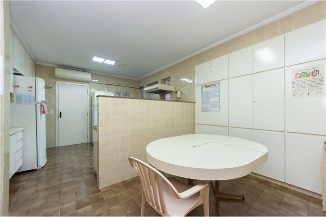 Imagem Imóvel com 3 Quartos à Venda, em Bom Retiro - São Paulo Imagem Imóvel com 3 Quartos à Venda, em Bom Retiro - São Paulo