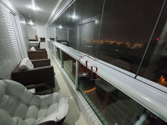 Imagem Apartamento com 3 Quartos à Venda, 130 m² em Vila Assunção - Praia Grande