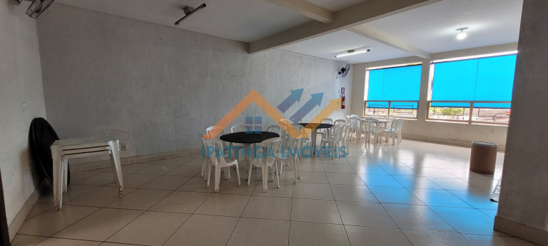 Imóvel Comercial à Venda, 525 m² em Veneza - Ipatinga