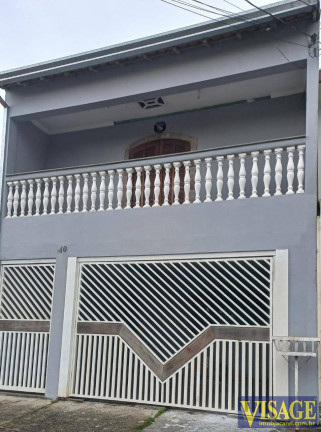 Sobrado com 2 Quartos à Venda,  em Jd. St. Marina - Jacareí
