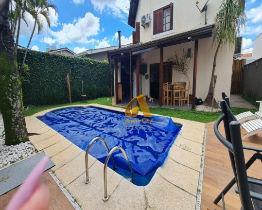 Casa com 4 Quartos à Venda, 300 m² em  Alphaville - Santana De Parnaíba