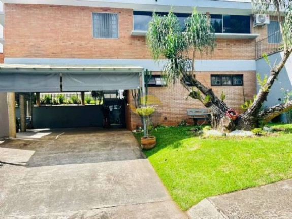 Casa de Condomínio com 3 Quartos à Venda, 232 m² em Chácara Roselândia - Cotia