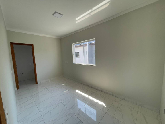 Imagem Sobrado à Venda, em Barra Velha Imagem Sobrado à Venda, em Barra Velha
