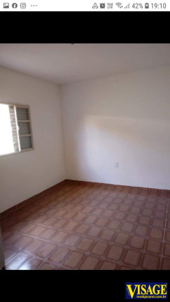 Imagem Casa com 2 Quartos à Venda, em Jd. Emilia - Jacareí Imagem Casa com 2 Quartos à Venda, em Jd. Emilia - Jacareí