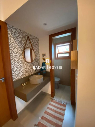 Imagem Casa com 3 Quartos à Venda, 598 m² em Nova São Pedro - São Pedro Da Aldeia