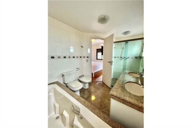 Imagem Apartamento com 4 Quartos à Venda, 177 m² em Aclimação - São Paulo
