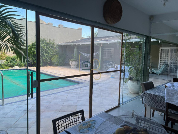 Imagem Casa com 5 Quartos à Venda, 272 m² em Caravelle - Londrina