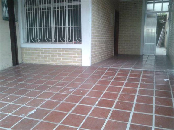 Sobrado com 4 Quartos à Venda, 200 m² em Vila Cascatinha - Sao Vicente