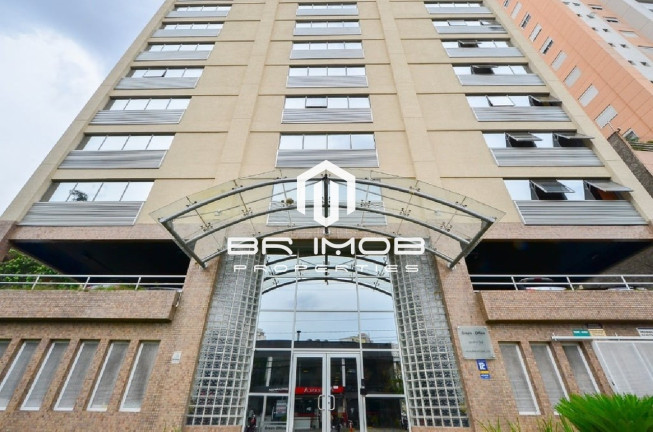 Sala Comercial à Venda, 140 m² em Vila Andrade - São Paulo