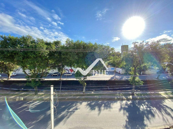 Imagem Casa com 3 Quartos à Venda, 272 m² em Embaré - Santos Imagem Casa com 3 Quartos à Venda, 272 m² em Embaré - Santos