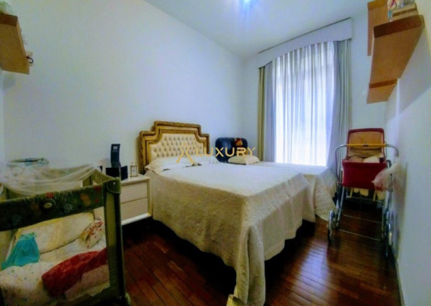 Imagem Imóvel com 3 Quartos à Venda, 198 m² em Alto Barroca - Belo Horizonte