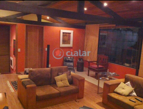 Imagem Casa com 6 Quartos à Venda, 280 m² em Botafogo - Rio De Janeiro Imagem Casa com 6 Quartos à Venda, 280 m² em Botafogo - Rio De Janeiro